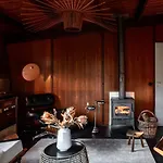 Cosy 70S Cabin With A Beautiful View